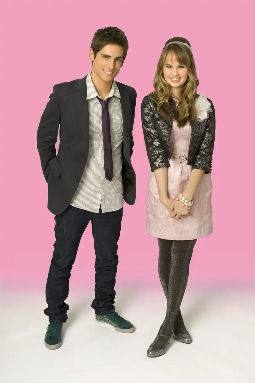 Watch and Download 16 Wishes 16