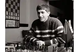 Watch and Download Bobby Fischer Against the World 10