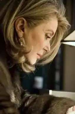 Watch and Download Catherine Deneuve, belle et bien là 5