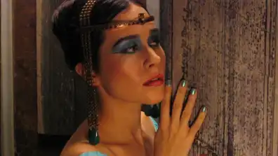 Watch and Download Cleopatra 1