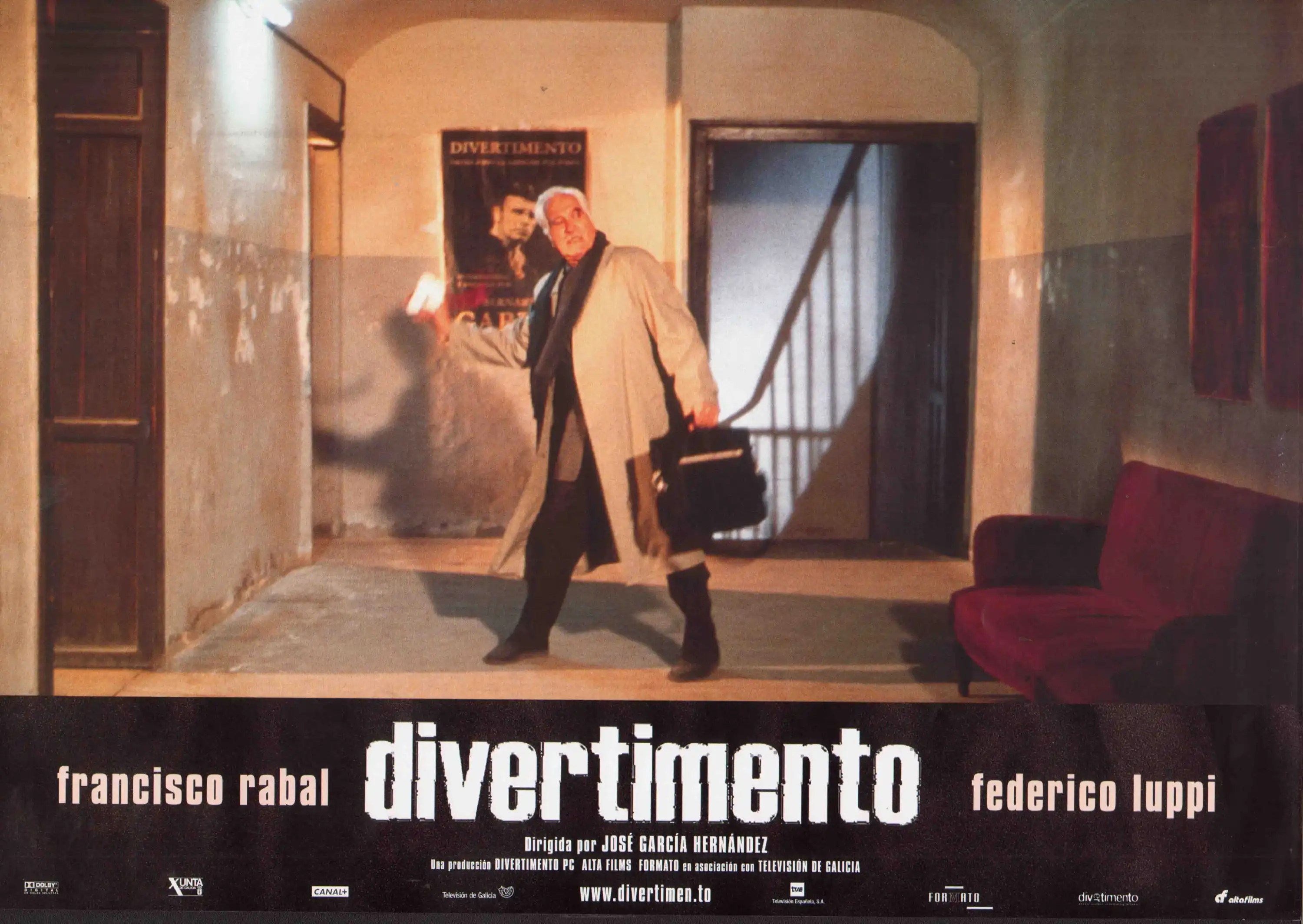 Watch and Download Divertimento 4