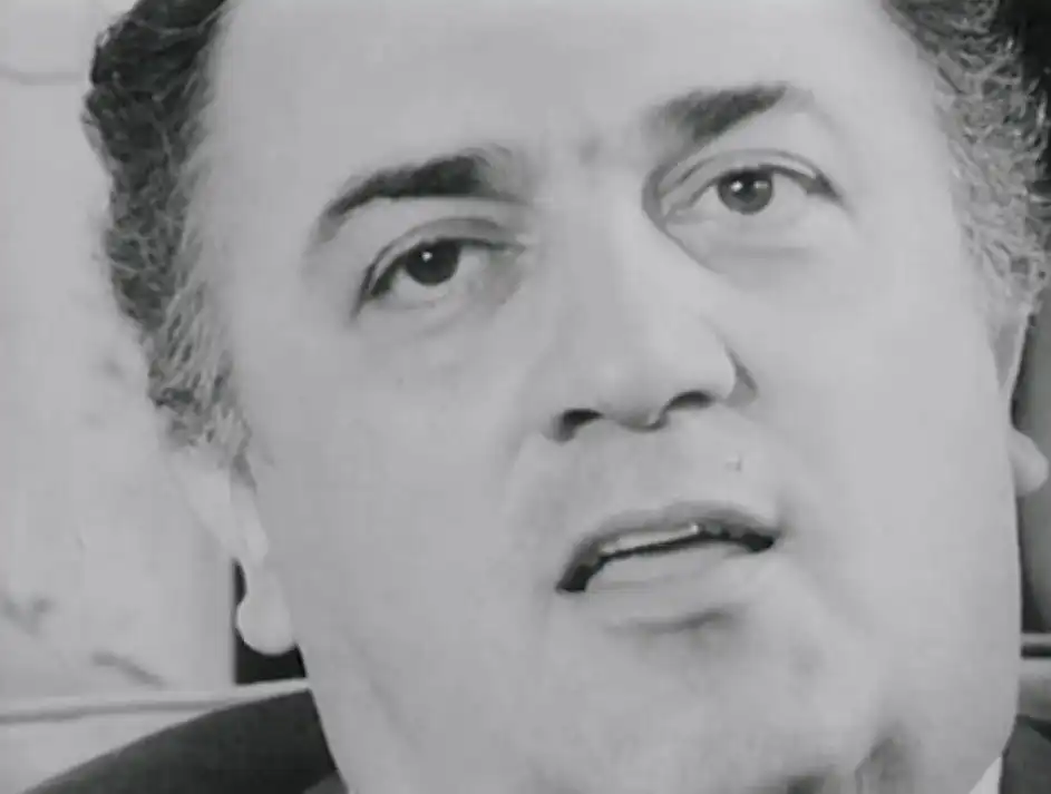 Watch and Download Federico Fellini's Autobiography 8