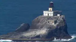 Watch and Download Lighthouses of the Pacific Northwest 3