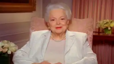 Watch and Download Melanie Remembers: Reflections by Olivia de Havilland 1