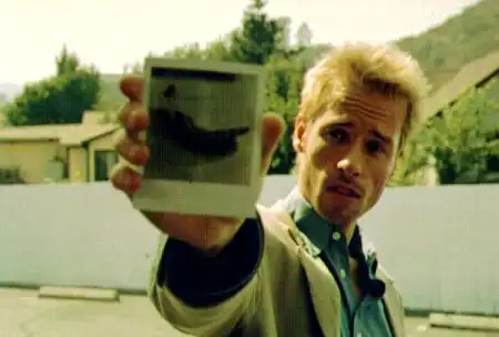 Watch and Download Memento 11