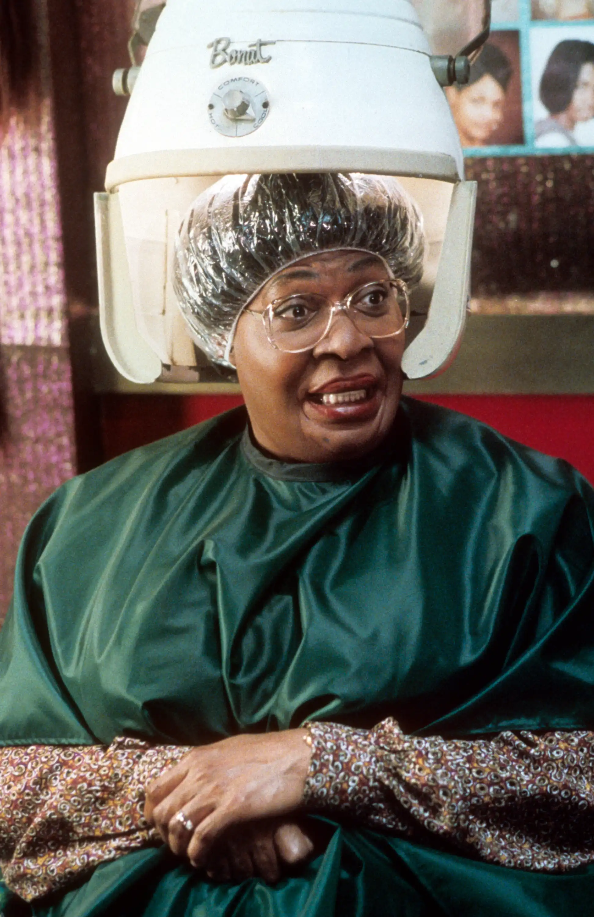 Watch and Download Nutty Professor II: The Klumps 15