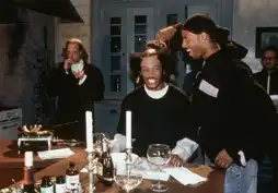 Watch and Download Scary Movie 2 9