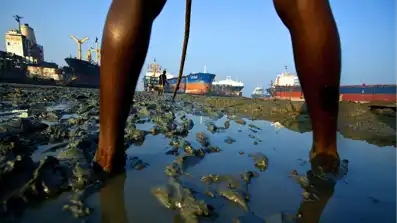 Watch and Download Shipbreakers 1