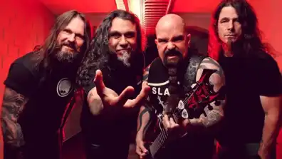 Watch and Download SLAYER : Still Reigning 1