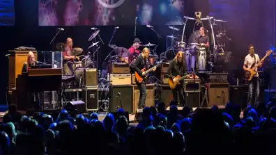 Watch and Download The Allman Brothers Band: Live at the Beacon Theatre 1