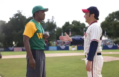 Watch and Download The Benchwarmers 16