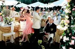 Watch and Download The Princess Diaries 2: Royal Engagement 5